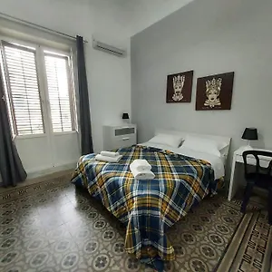  Bed and breakfast La Casa Del Moro - All' Opera